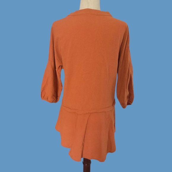 Elegant Rust Button-Up 3/4th Sleeve Tunic Top - Picture 2 of 7